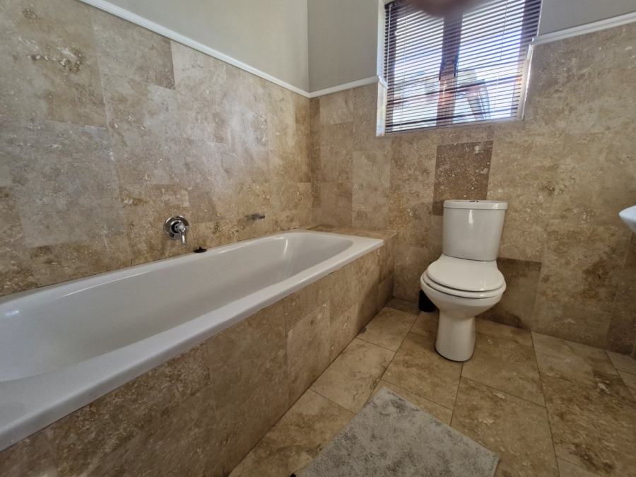 4 Bedroom Property for Sale in Pezula Golf Estate Western Cape